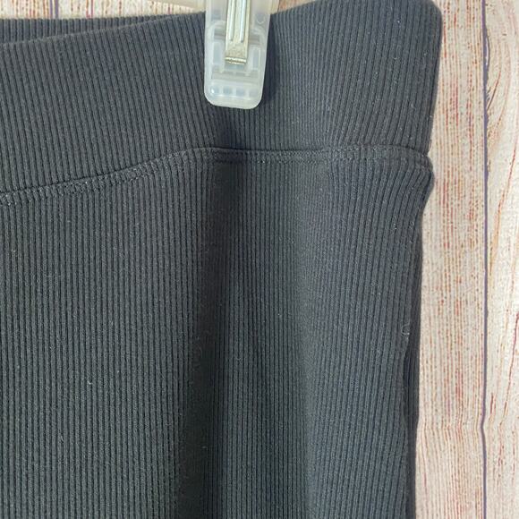 Forever 21 Womens Black Ribbed Knit Wide Leg Pants Size 3X Plus - Picture 3 of 7
